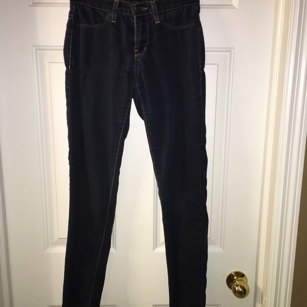 Dark wash jeggings